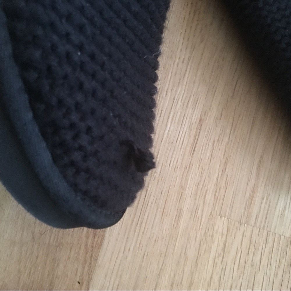 UGG black purl knit boots - Picture 4 of 8
